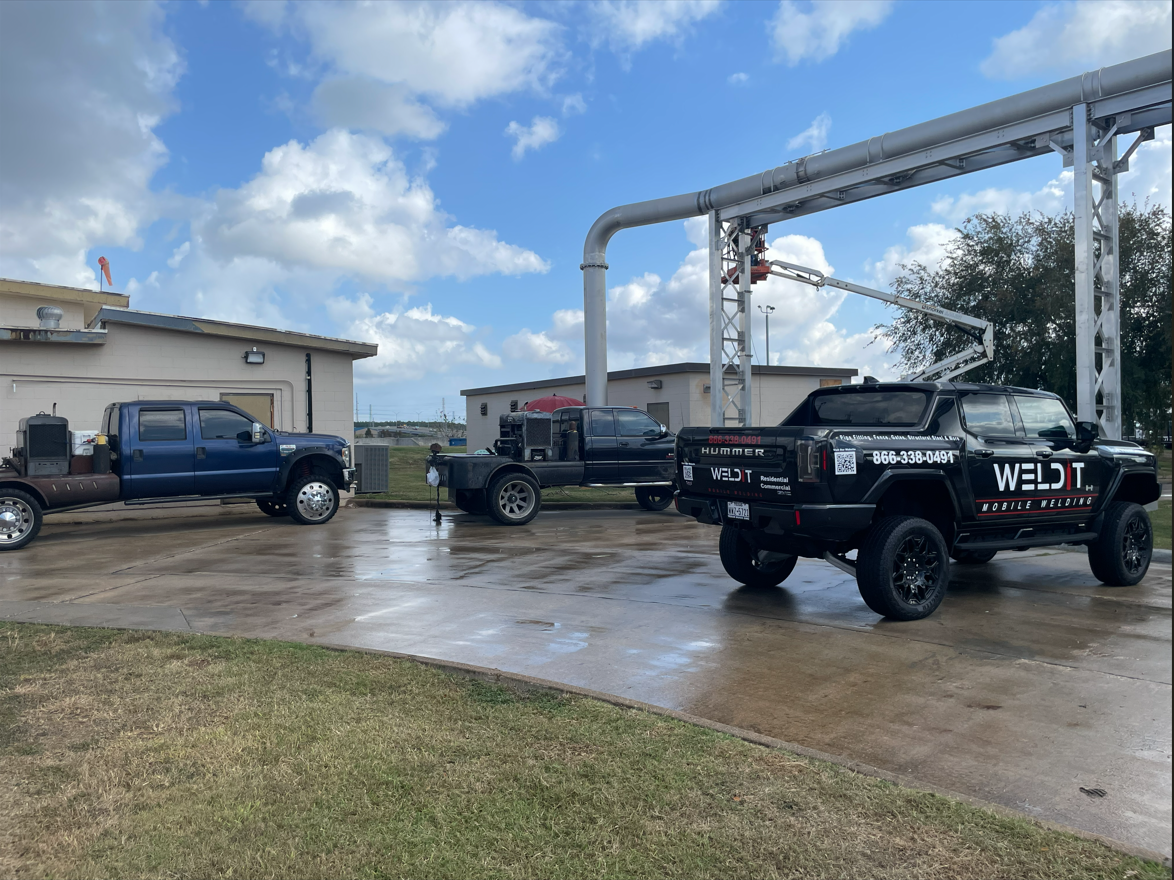 Stainless steel pipe spooling fabrication with precision welding for industrial and refinery applications in Houston, Texas